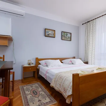 With Terace Miranda 波雷奇