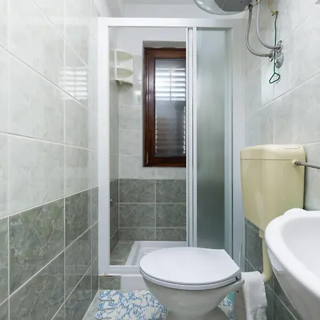 Apartment With Terace Miranda *